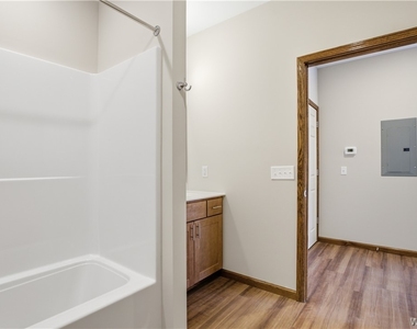 1130 Orchard Park Road - Photo Thumbnail 15