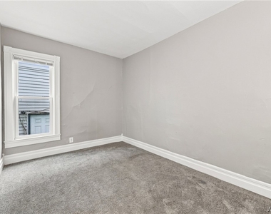 55 Vernon Place - Photo Thumbnail 9