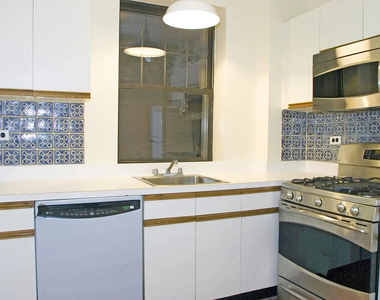 Central Park West - Photo Thumbnail 2