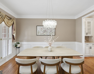 2059 Sugar Springs Drive - Photo Thumbnail 12