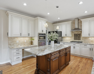 2059 Sugar Springs Drive - Photo Thumbnail 28
