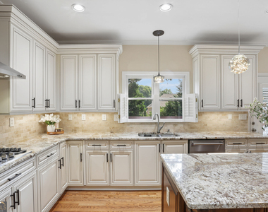 2059 Sugar Springs Drive - Photo Thumbnail 29
