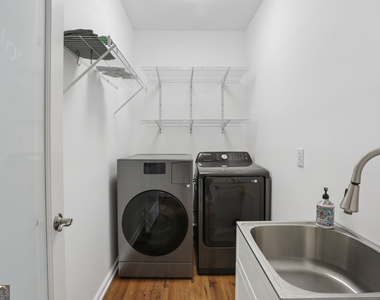 2059 Sugar Springs Drive - Photo Thumbnail 24