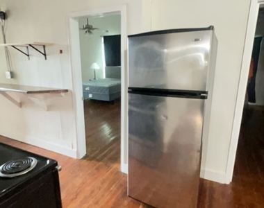 208 Adamson Square - Photo Thumbnail 6