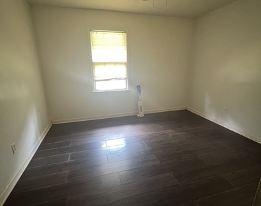 6570 Jones Road - Photo Thumbnail 11
