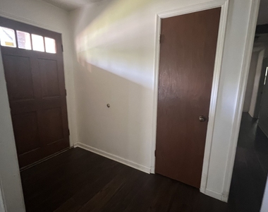 6570 Jones Road - Photo Thumbnail 2
