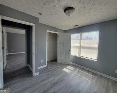 17301 Waldrop Cove - Photo Thumbnail 3