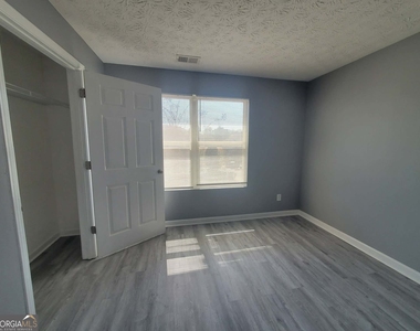 17301 Waldrop Cove - Photo Thumbnail 13