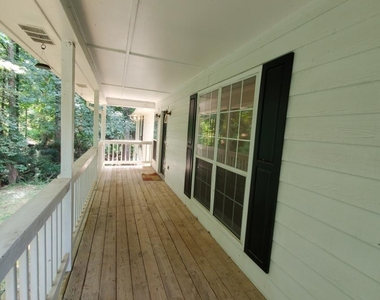 217 Sweetgum Lane - Photo Thumbnail 5