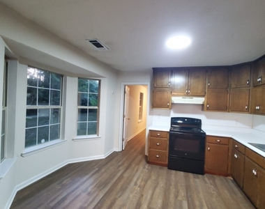217 Sweetgum Lane - Photo Thumbnail 3