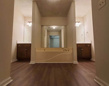 217 Sweetgum Lane - Photo Thumbnail 16
