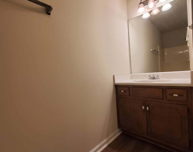 217 Sweetgum Lane - Photo Thumbnail 18