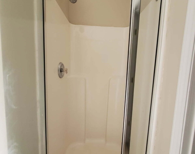 1031 Maple Leaf Drive - Photo Thumbnail 16