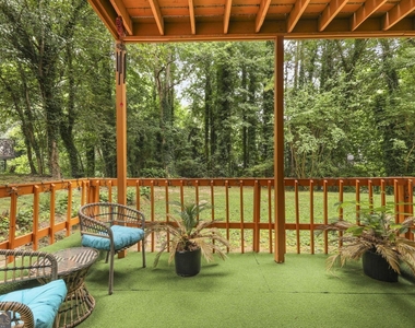 460 Peyton Road Sw - Photo Thumbnail 27