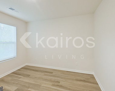 129 Inez Avenue - Photo Thumbnail 18