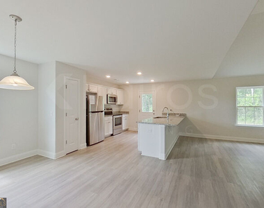 223 Western Red Cedar Drive - Photo Thumbnail 7