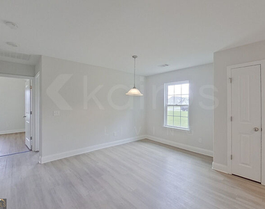 223 Western Red Cedar Drive - Photo Thumbnail 9