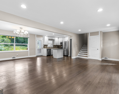 629 Willivee Drive - Photo Thumbnail 2