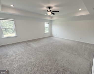 207 Foxhill Drive - Photo Thumbnail 21