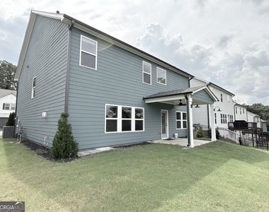207 Foxhill Drive - Photo Thumbnail 47