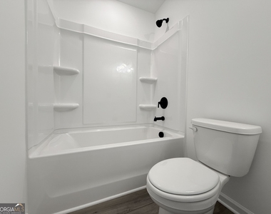 207 Foxhill Drive - Photo Thumbnail 31