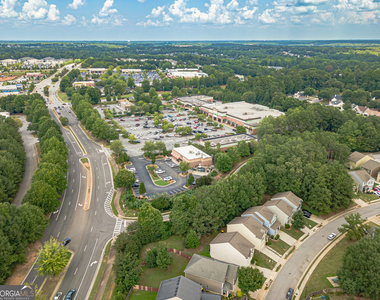 127 Seabreeze Court - Photo Thumbnail 49