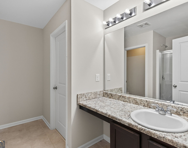 127 Seabreeze Court - Photo Thumbnail 35