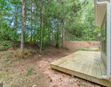 127 Seabreeze Court - Photo Thumbnail 38