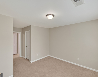 127 Seabreeze Court - Photo Thumbnail 25