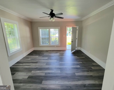 59 Harber Street - Photo Thumbnail 5