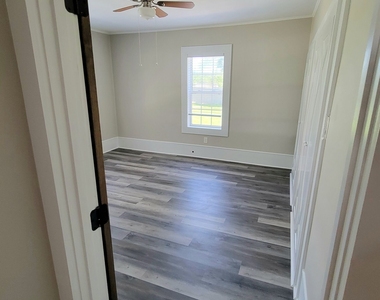 59 Harber Street - Photo Thumbnail 6