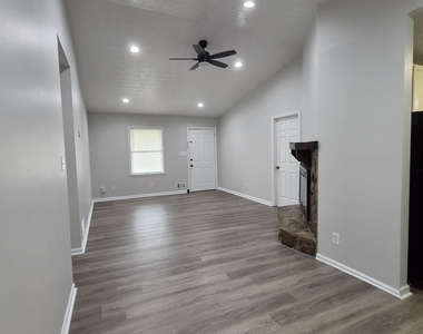 1479 Scenic Highway N - Photo Thumbnail 5