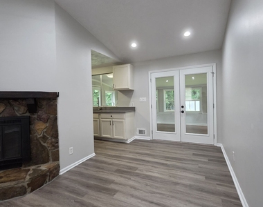1479 Scenic Highway N - Photo Thumbnail 7