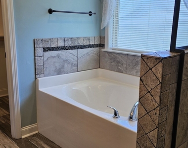 304 Durgin Drive - Photo Thumbnail 14