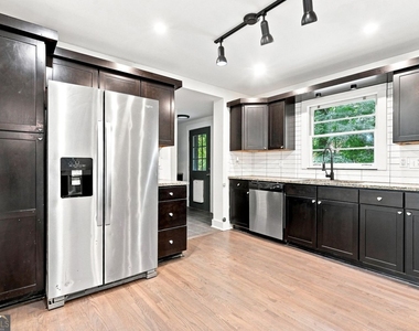 5012 Tilly Mill Road - Photo Thumbnail 5