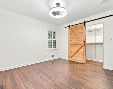 5012 Tilly Mill Road - Photo Thumbnail 16