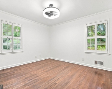 5012 Tilly Mill Road - Photo Thumbnail 17