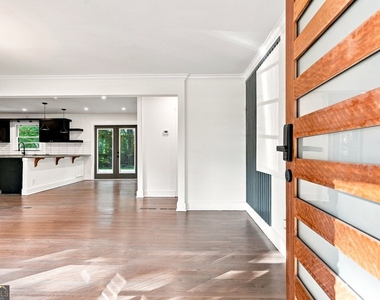 5012 Tilly Mill Road - Photo Thumbnail 2