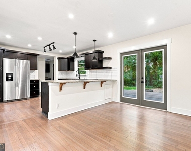 5012 Tilly Mill Road - Photo Thumbnail 8