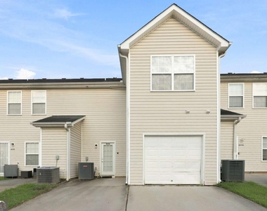 8648 Thomas Lane - Photo Thumbnail 14
