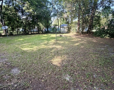 814 Crestwood Terrace - Photo Thumbnail 32
