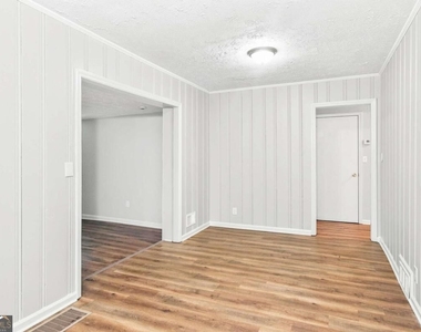 1598 San Gabriel Avenue - Photo Thumbnail 11