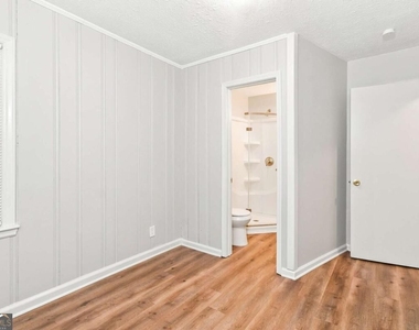 1598 San Gabriel Avenue - Photo Thumbnail 10