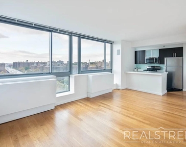 257 Gold Street - Photo Thumbnail 4