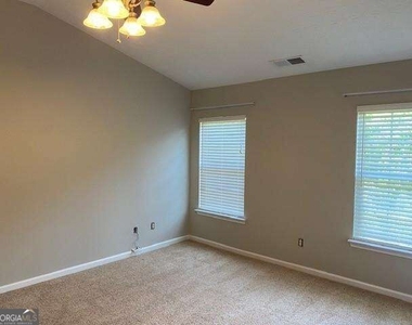 2268 Baker Station Drive - Photo Thumbnail 9