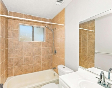 596 Crestmont Court - Photo Thumbnail 13