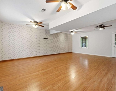 3262 Summer Wood Circle - Photo Thumbnail 11