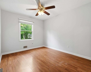3262 Summer Wood Circle - Photo Thumbnail 16