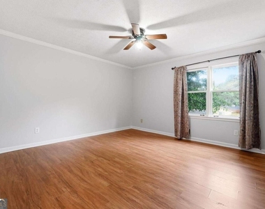 3262 Summer Wood Circle - Photo Thumbnail 13