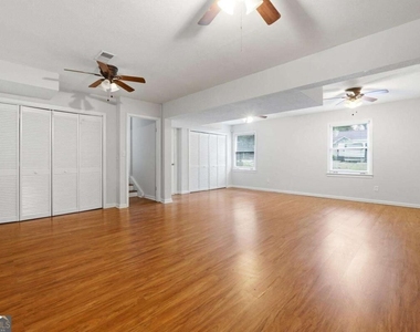 3262 Summer Wood Circle - Photo Thumbnail 18